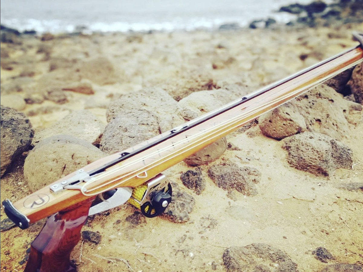 Fusil de madera Rocco